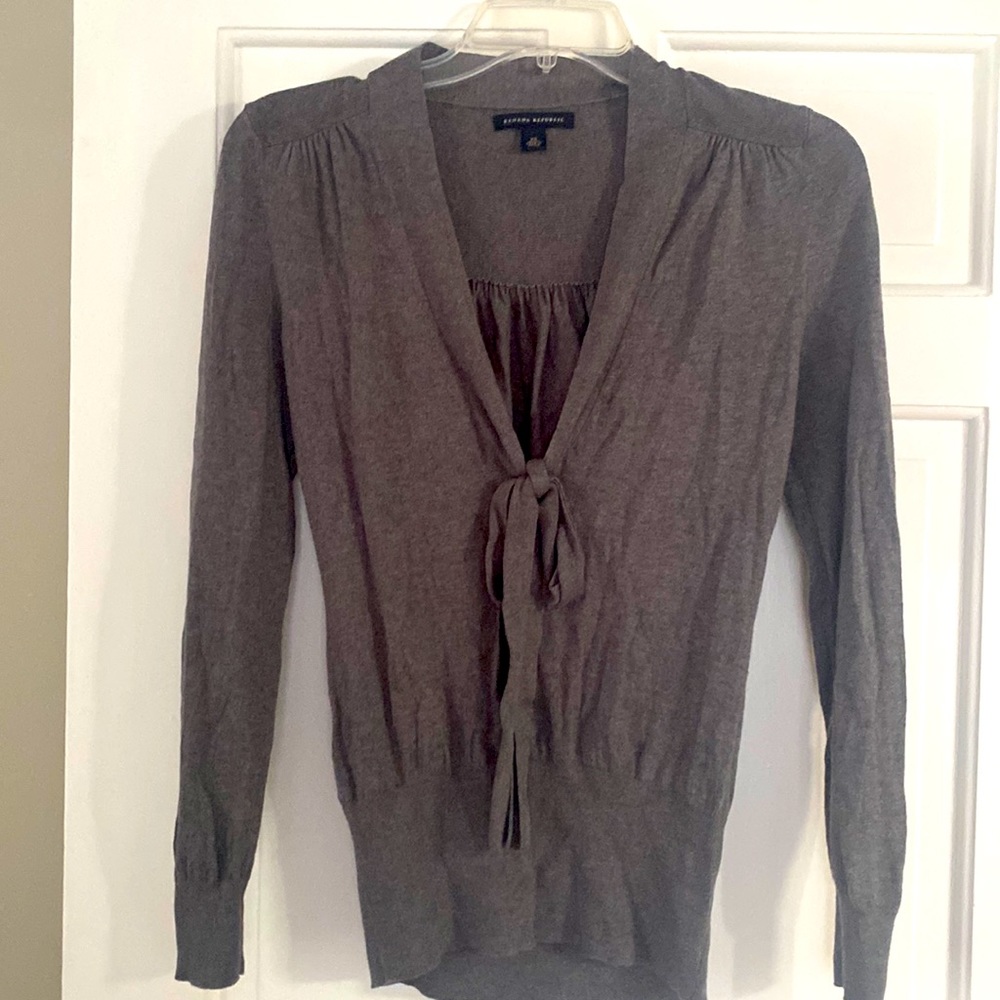 Grey sweater